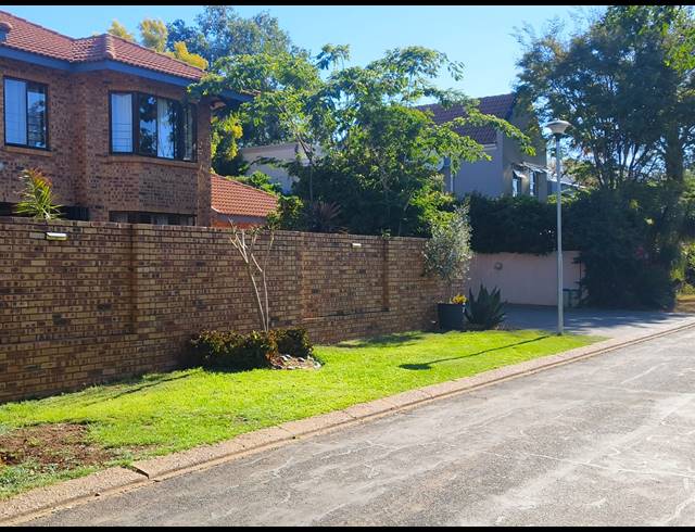 4 BEDROOM MAISONETTE FOR SALE IN SILVER LAKES